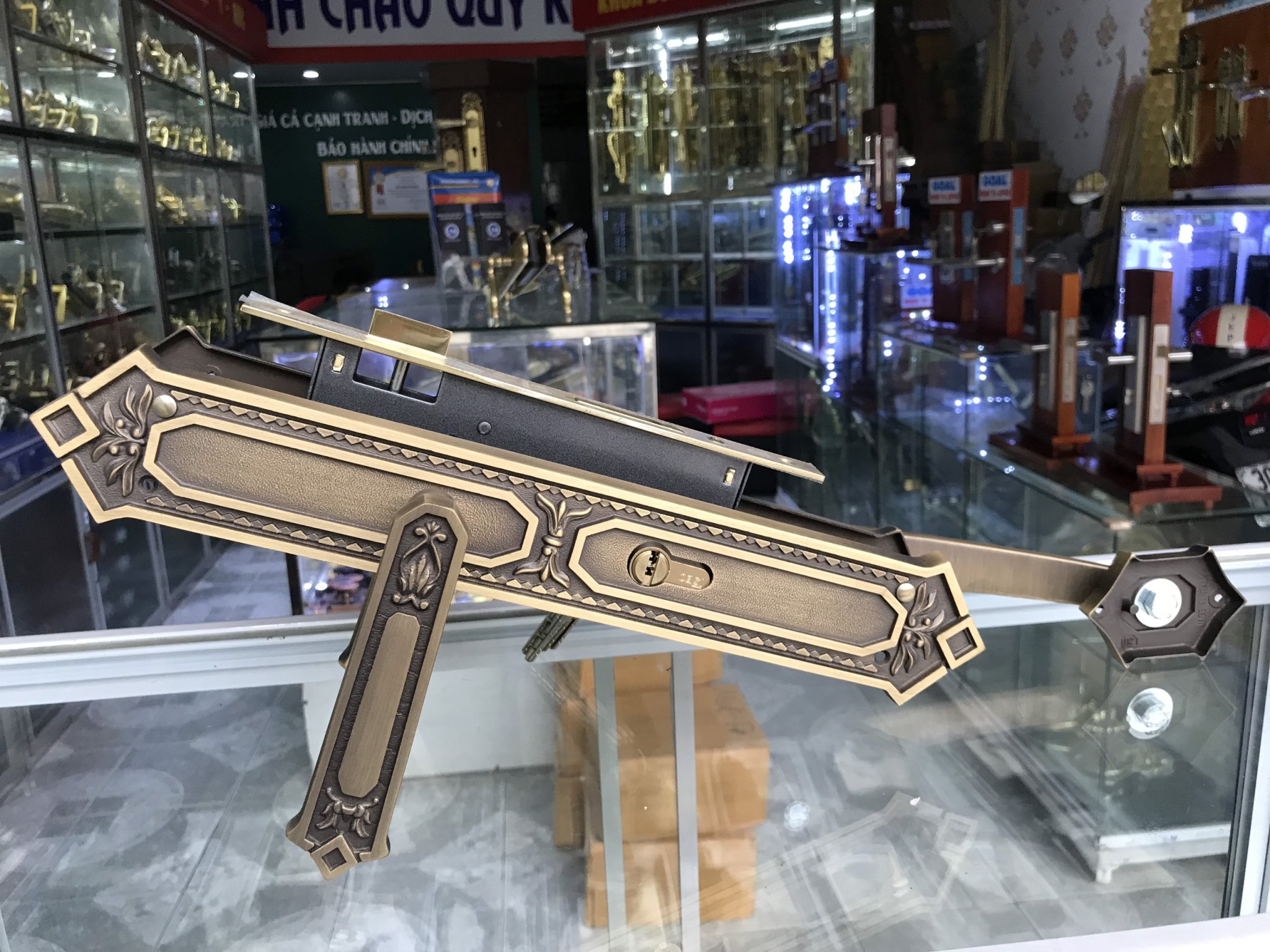 Khóa đồng đại sảnh PASINI made in italy XXL-001 Rêu